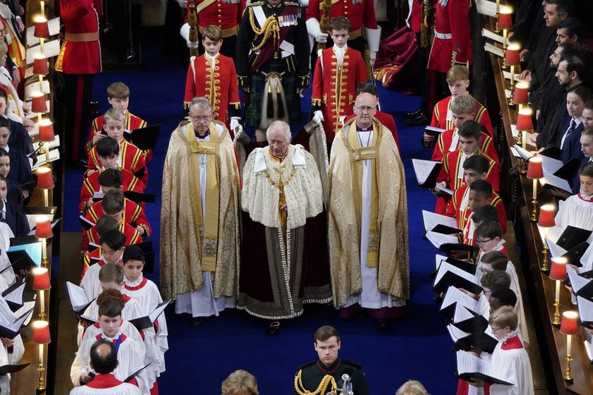 Ảnh: Lễ đăng quang của Vua Charles III tại Tu viện Westminster  - Ảnh 3.