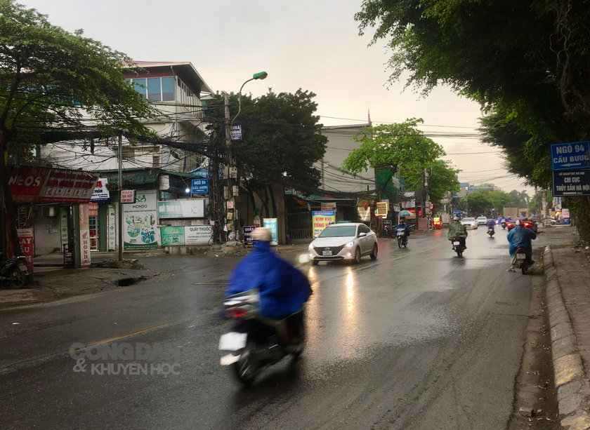 Thời tiết ng&agrave;y 14/6: Bắc Bộ v&agrave; Thanh H&oacute;a c&oacute; mưa lớn, từ Nghệ An - B&igrave;nh Định nắng n&oacute;ng c&ograve;n k&eacute;o d&agrave;i  - Ảnh 1.