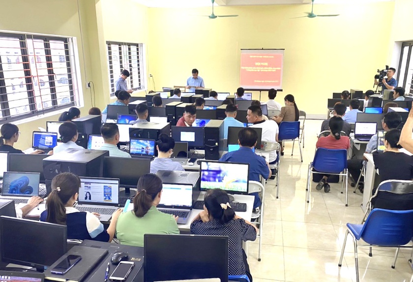 Hội Khuyến học tỉnh Hà Giang tổ chức tập huấn phần mềm đánh giá danh hiệu Công dân học tập - Ảnh 1.