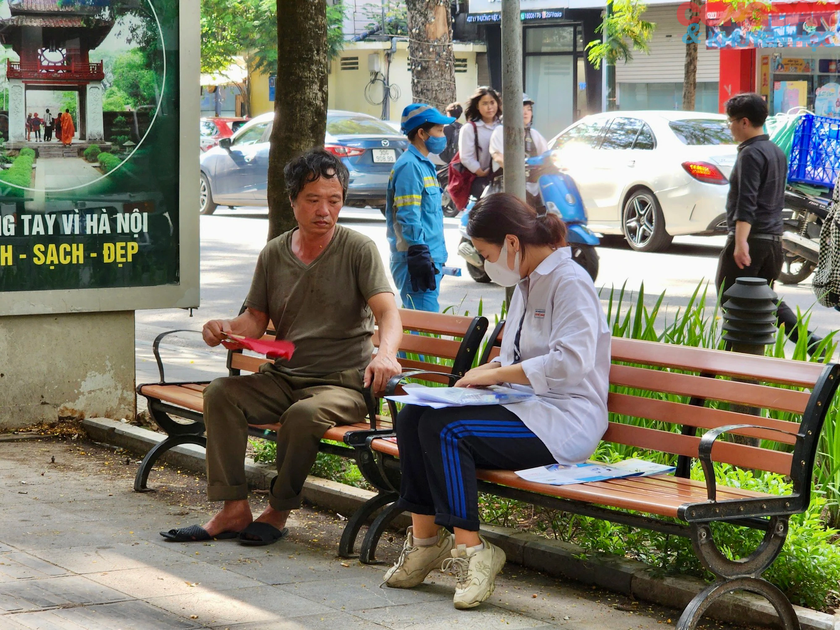 Nắng nóng ở Bắc Bộ và từ Thanh Hóa đến Phú Yên có thể kéo dài trong nhiều ngày tới - Ảnh 1.