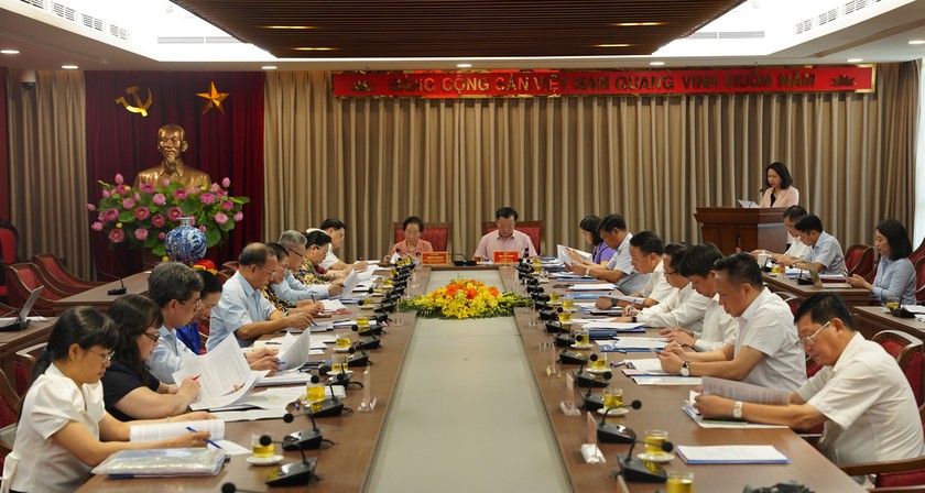 Sẽ có Nghị quyết chuyên đề của Thành ủy Hà Nội về khuyến học – khuyến tài, xây dựng xã hội học tập - Ảnh 2.