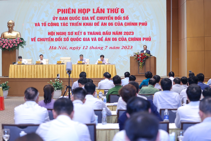Thủ tướng Chính phủ Phạm Minh Chính chủ trì hội nghị toàn quốc về chuyển đổi số quốc gia - Ảnh 2.