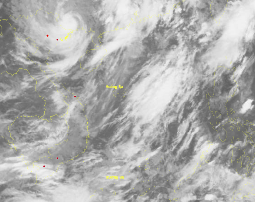 Tâm bão số 1 giật cấp 11 đang áp sát Quảng Ninh - Hải Phòng - Ảnh 2.