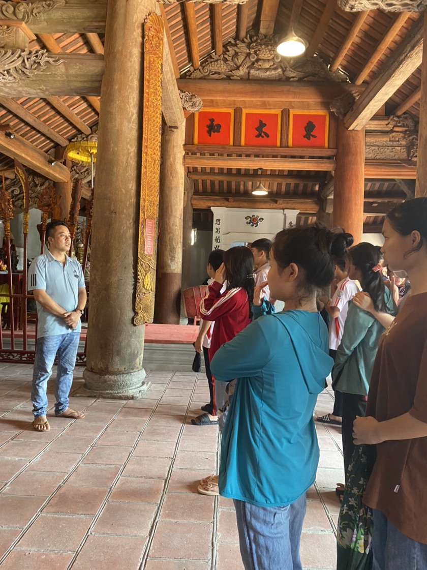 Quảng Ninh: Kỳ nghỉ hè và nghề tay trái của thầy cô giáo ở đảo  - Ảnh 2.