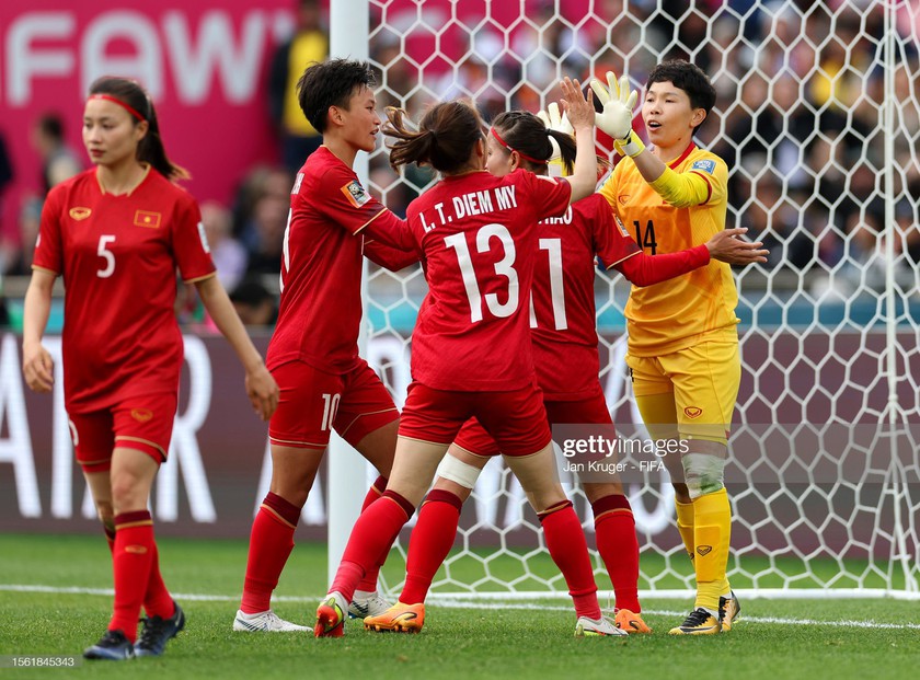 World Cup nữ 2023: Đội tuyển nữ Việt Nam đã chiến đấu quả cảm trước Đội tuyển nữ Mỹ - Ảnh 4.