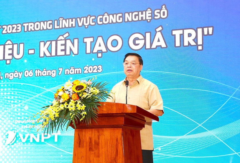 Chương trình giao lưu giải thưởng Nhân tài Đất Việt 2023: “Kết nối dữ liệu – Kiến tạo giá trị” - Ảnh 1.