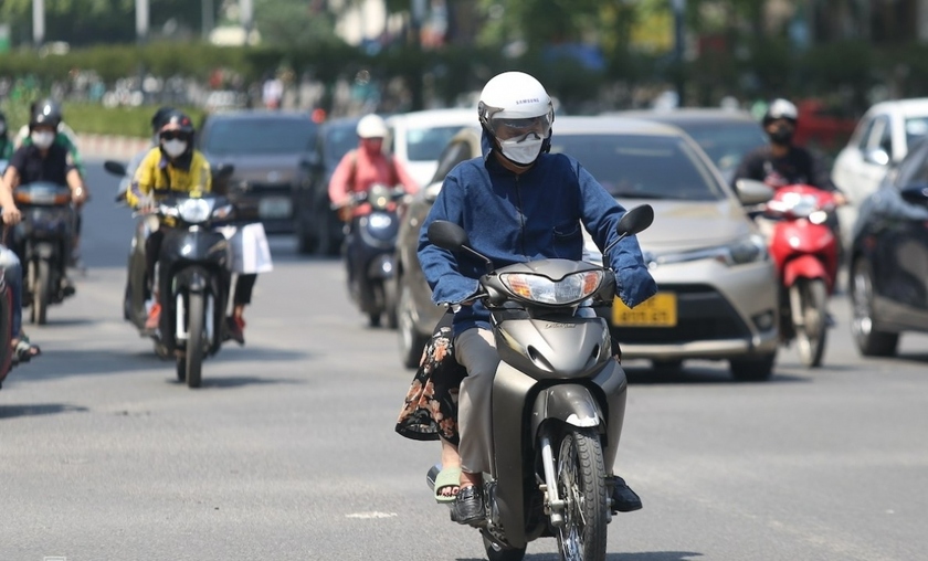 Ngày 10/8: Bắc Bộ, Tây Nguyên và Nam Bộ ngày nắng, chiều tối có mưa dông, Trung Bộ có nơi nắng nóng gay gắt  - Ảnh 3.