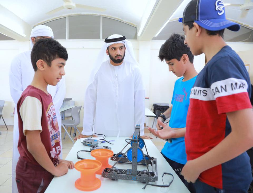Học sinh UAE không phải làm bài tập về nhà - Ảnh 1.