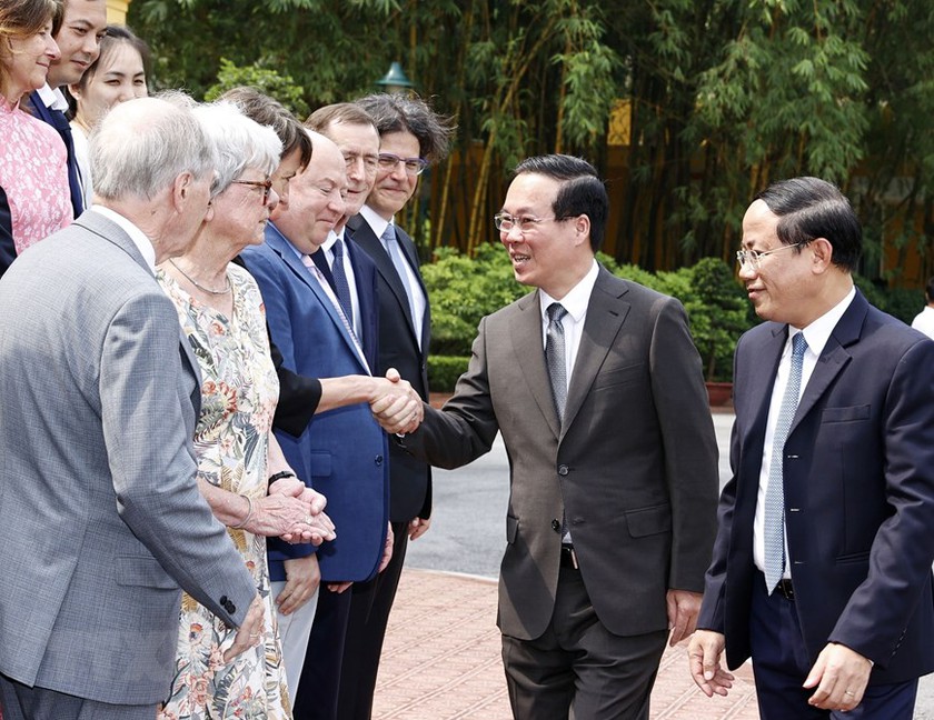Chủ tịch nước gặp gỡ các nhà khoa học dự Hội nghị khoa học quốc tế tại Việt Nam - Ảnh 3.