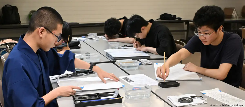 Các trường đại học Nhật Bản gặp thách thức lớn - Ảnh 3.