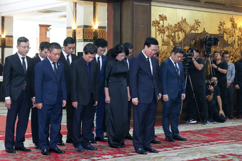 Lãnh đạo Đảng, Nhà nước viếng Phó Thủ tướng Chính phủ Lê Văn Thành - Ảnh 3.