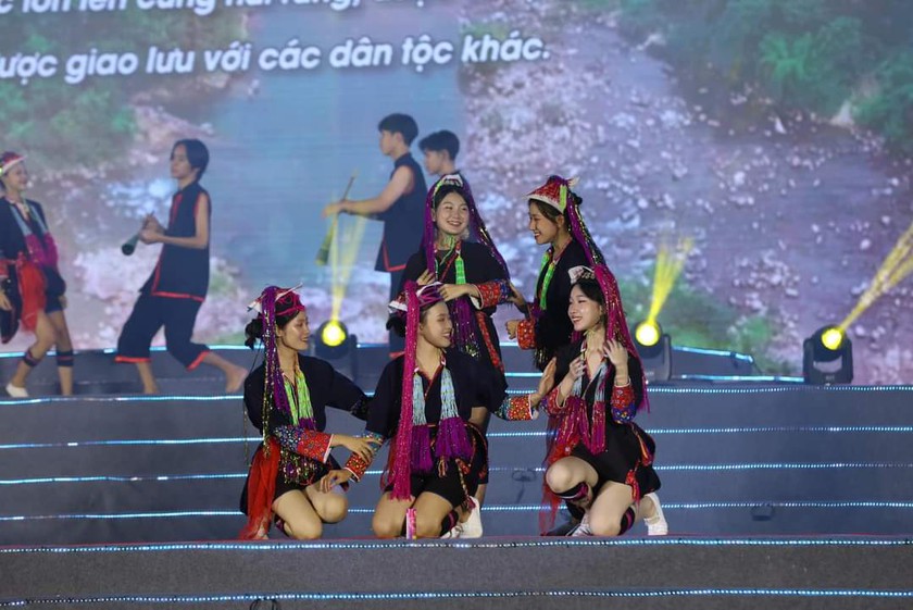 Quảng Ninh: Khai mạc Tuần Văn hóa thể thao các dân tộc vùng Đông Bắc  - Ảnh 4.