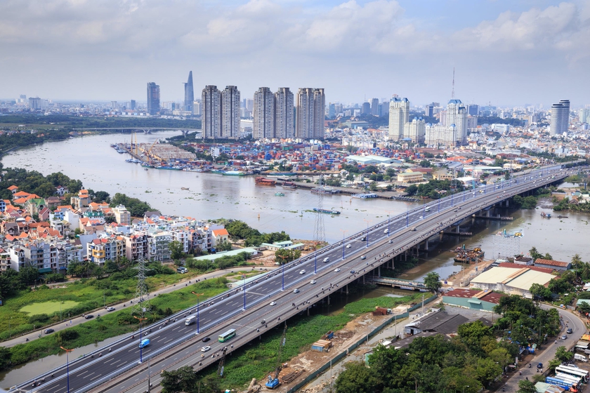 Thành phố Hồ Chí Minh: Tăng trưởng kinh tế có nhiều điểm tích cực - Ảnh 1.