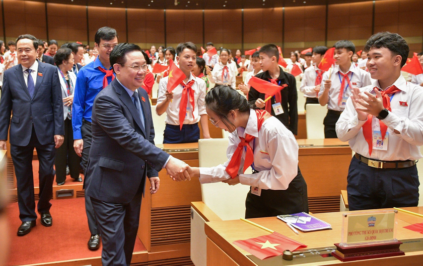 Chủ tịch Quốc hội: Thúc đẩy quyền tham gia của trẻ em vào những vấn đề về trẻ em - Ảnh 2.