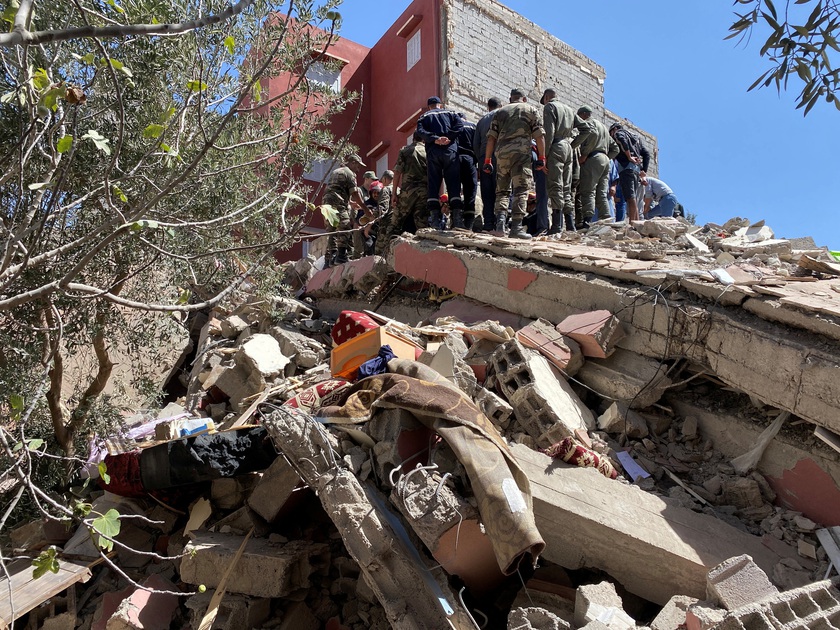 Động đất ở Maroc đã làm hơn 4.000 người thương vong - Ảnh 2.