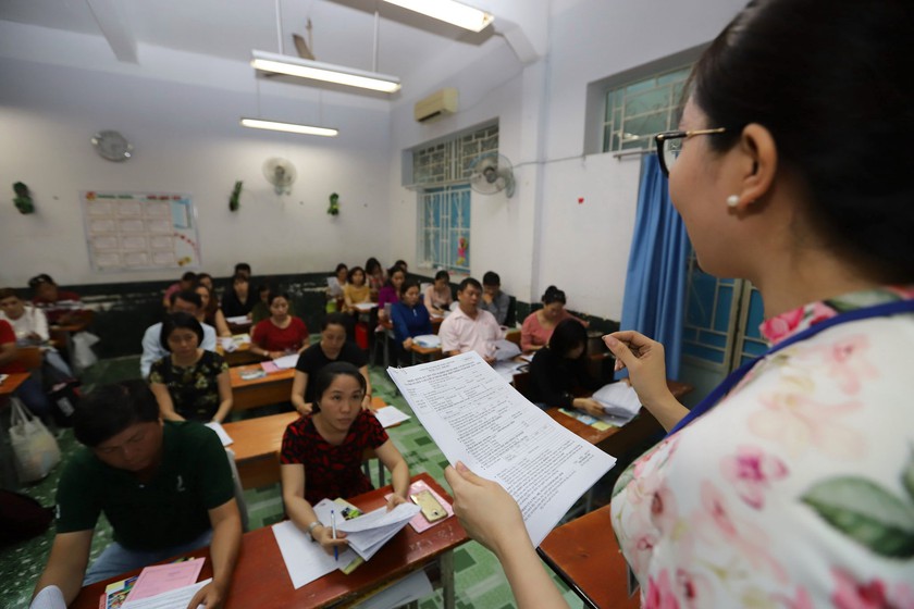 Sở Giáo dục và Đào tạo Thành phố Hồ Chí Minh nghiêm cấm việc lợi dụng danh nghĩa ban đại diện cha mẹ học sinh để thu các khoản thu ngoài quy định. Ảnh: Đào Ngọc Thạch