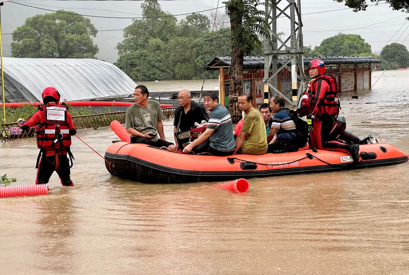 Bão Haikui gây lũ lụt nghiêm trọng ở miền đông nam Trung Quốc- Ảnh 3.