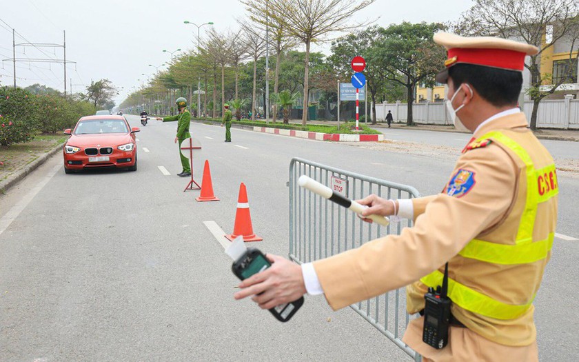 4 trường hợp Cảnh sát giao thông được dừng xe từ ngày 15/9/2023- Ảnh 1.