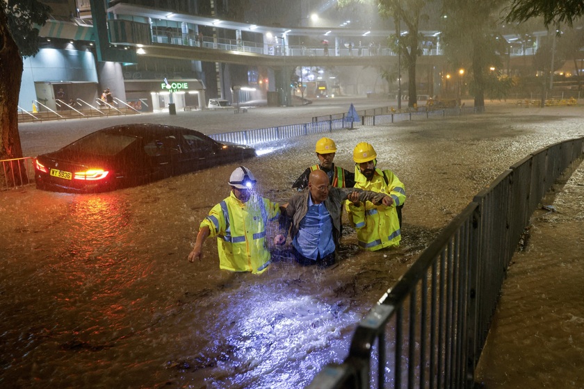Nhiều nơi của Trung Quốc hứng chịu lượng mưa lớn kỷ lục do ảnh hưởng của bão Haikui - Ảnh 2.
