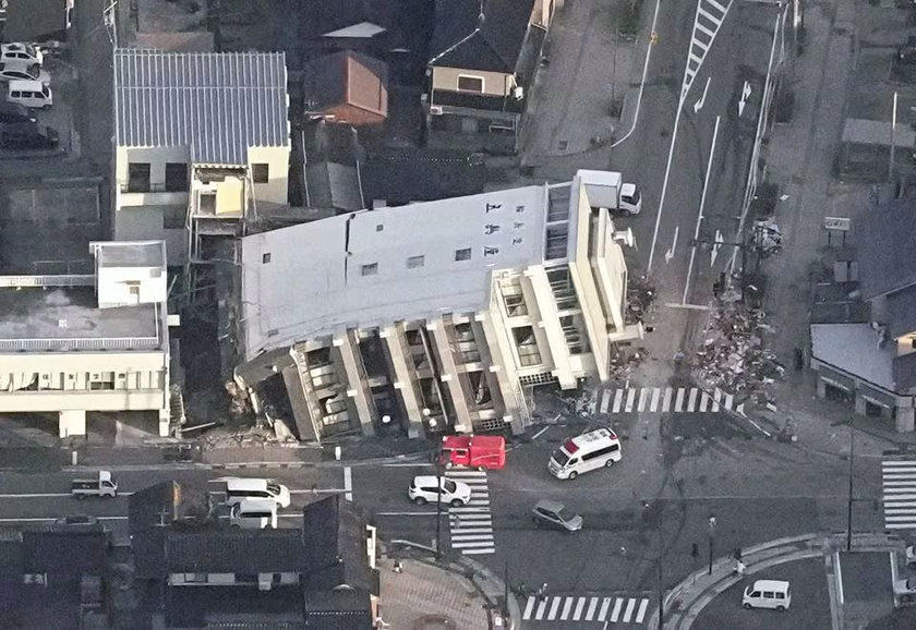 Động đất ở Nhật Bản: Việc tìm kiếm và cứu hộ nạn nhân là một cuộc chiến chống lại thời gian- Ảnh 3.
