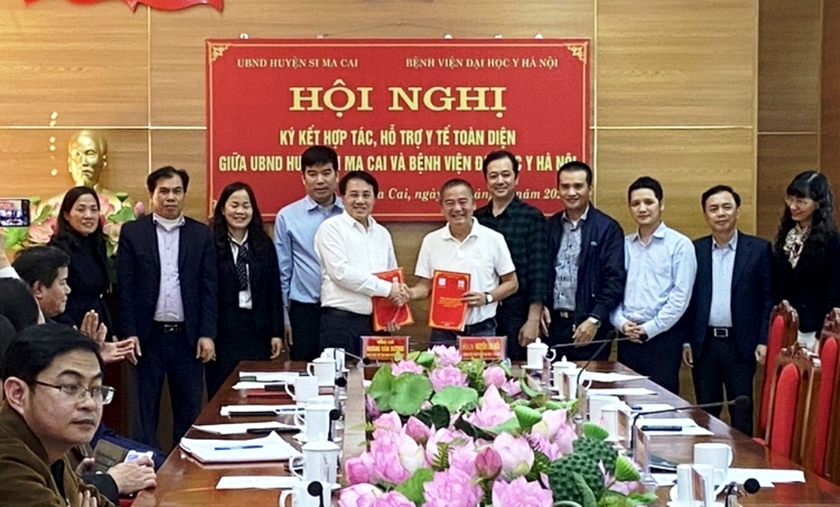 Đại học Y Hà Nội hỗ trợ chuyên môn và đào tạo cán bộ y tế cho huyện vùng cao khó khăn nhất Lào Cai- Ảnh 1.
