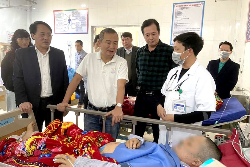 Đại học Y Hà Nội hỗ trợ chuyên môn và đào tạo cán bộ y tế cho huyện vùng cao khó khăn nhất Lào Cai- Ảnh 4.