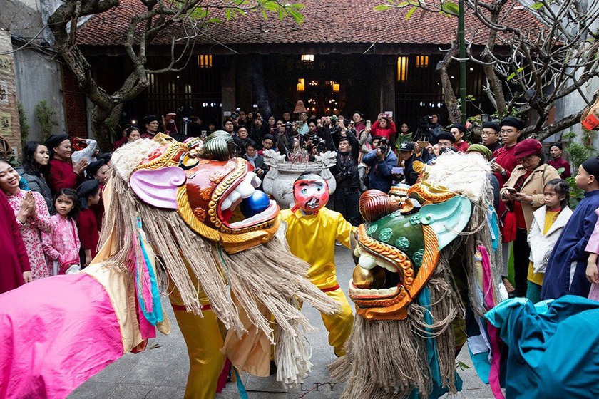 "Tết Việt – Tết Phố 2024" – nơi tái hiện nhiều nghi lễ truyền thống giữa lòng Thủ đô Hà Nội- Ảnh 1.