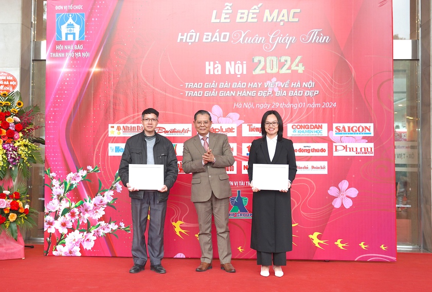 Tạp chí Công dân và Khuyến học đạt 2 giải tại Hội Báo Xuân Giáp Thìn - Hà Nội 2024- Ảnh 7.