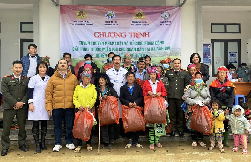 Yên Bái: Tuyên truyền pháp luật vùng đồng bào dân tộc Mông Trạm Tấu- Ảnh 3.