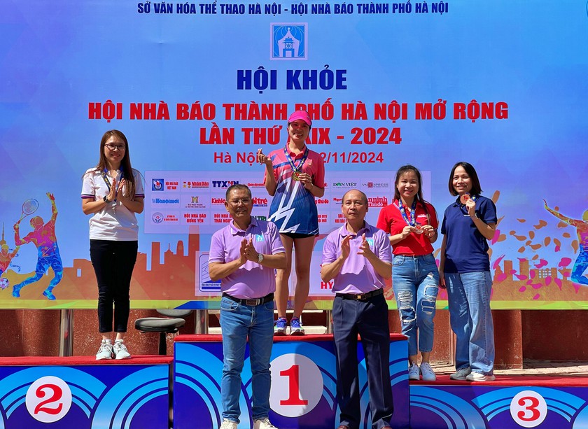 Hội khỏe Hội Nhà báo thành phố Hà Nội mở rộng 2024: Sân chơi lành mạnh, bổ ích của những người làm báo - Ảnh 13.