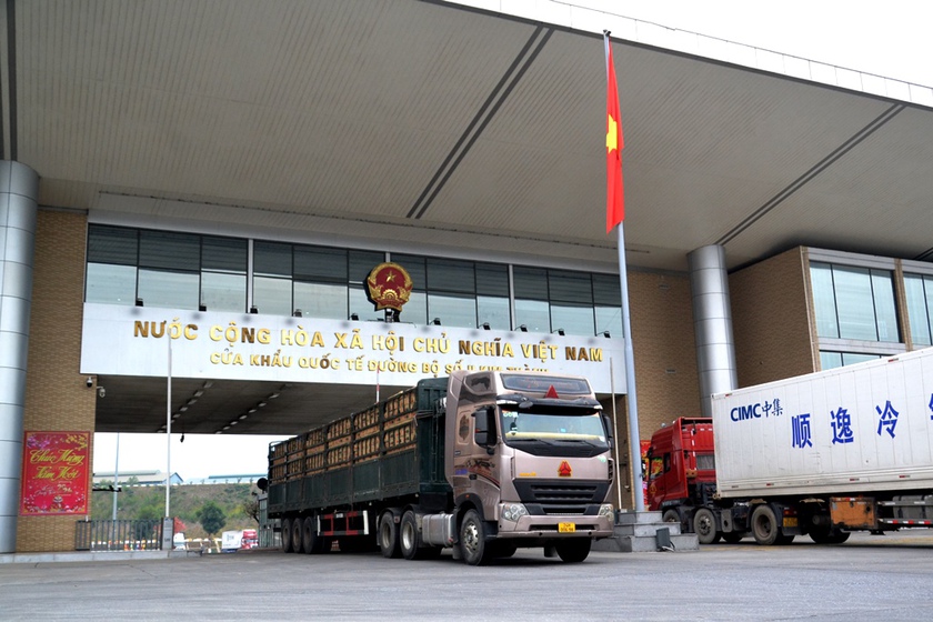 Chuyến xe 27 tấn mít tươi “xông đất” Cửa khẩu Kim Thành- Lào Cai- Ảnh 1.