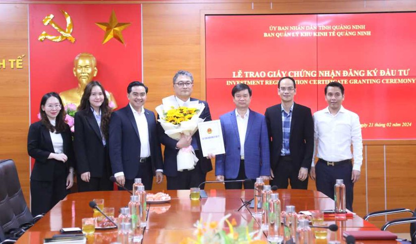 Quảng Ninh: Trao giấy chứng nhận đầu tư cho 2 dự án FDI với tổng mức đầu tư trên 330 triệu USD- Ảnh 1.
