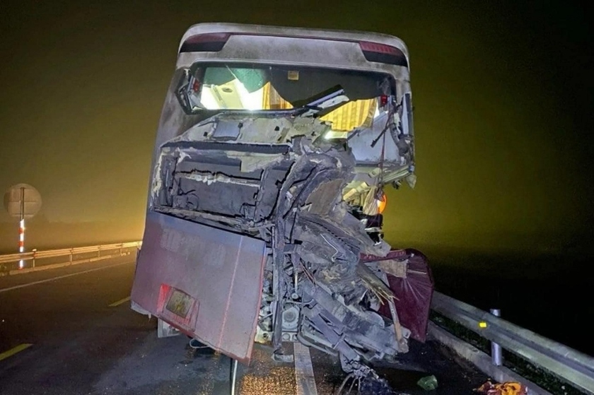 Liên tiếp xảy ra tai nạn trên cao tốc Cam Lộ - La Sơn, Thủ tướng chỉ đạo khẩn- Ảnh 1.