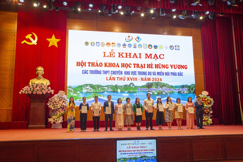 Quảng Ninh: Khai mạc Hội thảo khoa học đánh giá, xếp loại gần 500 chuyên đề khoa học và đề thi- Ảnh 2.