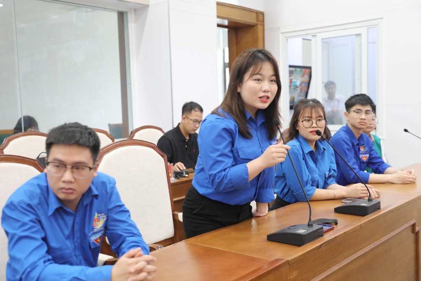 Quảng Ninh: Chủ tịch Ủy ban nhân dân tỉnh đối thoại với thanh niên- Ảnh 2.