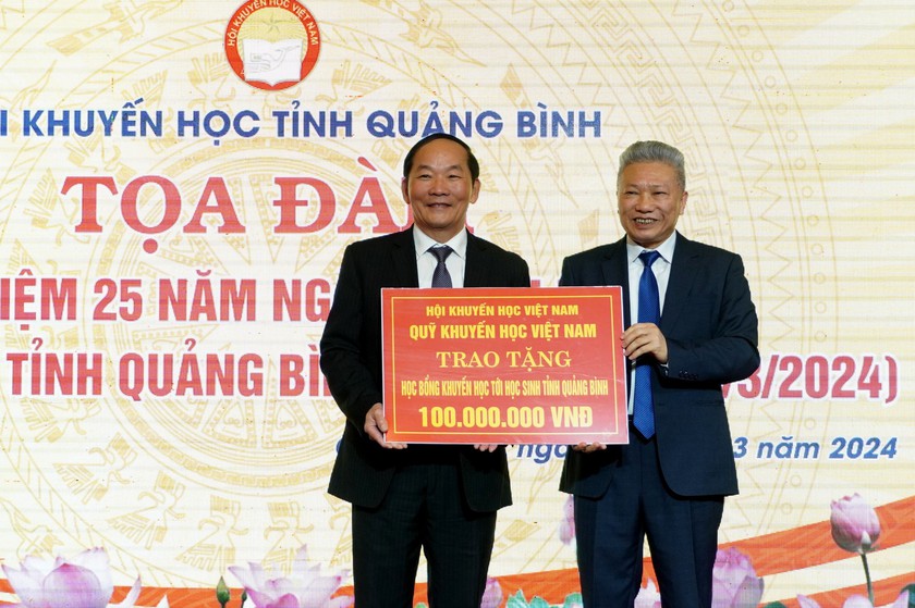 25 năm thành lập Hội Khuyến học tỉnh Quảng Bình: Hơn 1,4 triệu học bổng trị giá trên 700 tỉ đồng được trao tặng- Ảnh 6.