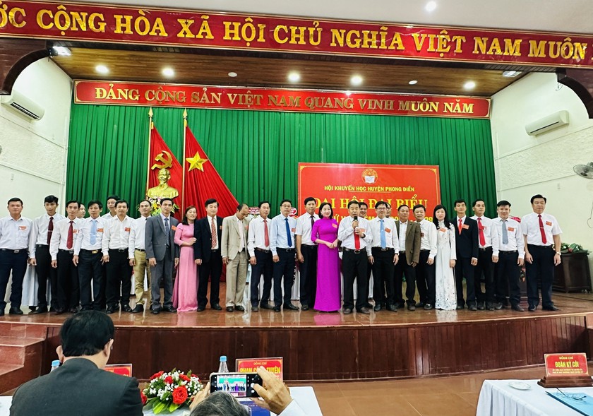 Thừa Thiên Huế: Hội Khuyến học huyện Phong Điền nhận Bằng khen của Trung ương Hội Khuyến học Việt Nam- Ảnh 3.