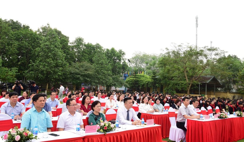 Tuyên Quang phát động hưởng ứng Ngày sách và Văn hóa đọc Việt Nam năm 2024- Ảnh 3.