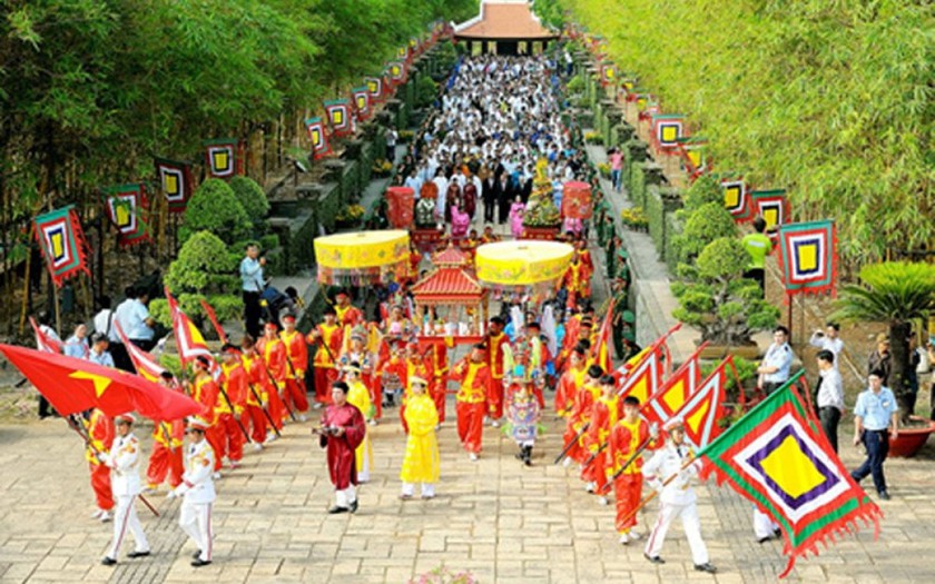 Hàng vạn người dân và du khách "mãn nhãn" với màn pháo hoa mừng Lễ hội Đền Hùng- Ảnh 13.