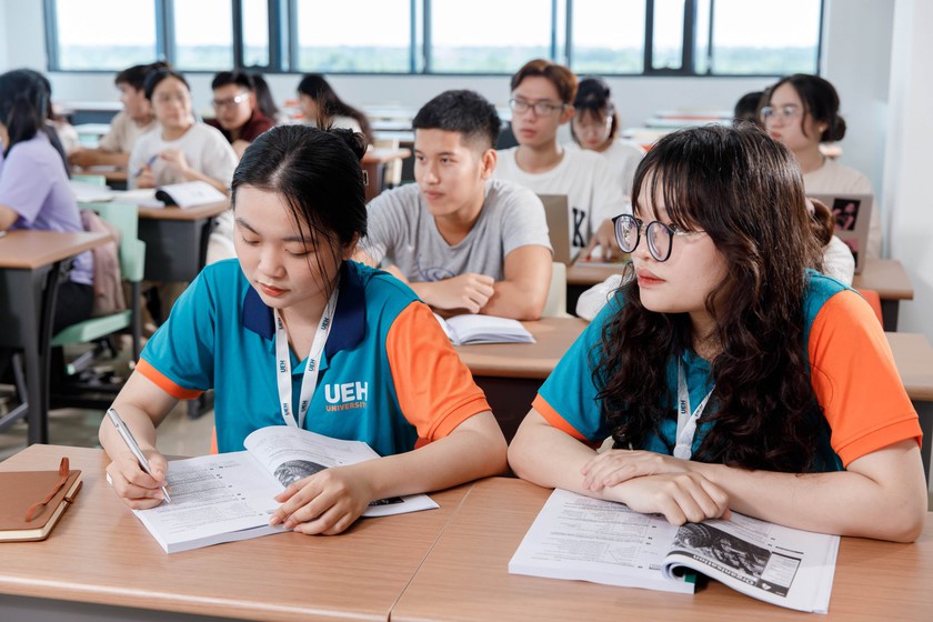 Đại học Kinh tế Thành phố Hồ Chí Minh công bố điểm sàn thi đánh giá năng lực, cao nhất 730 điểm- Ảnh 1.