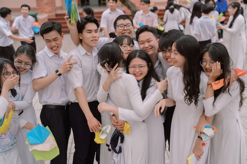 Lịch nghỉ hè của học sinh Hà Nội và Thành phố Hồ Chí Minh- Ảnh 1.