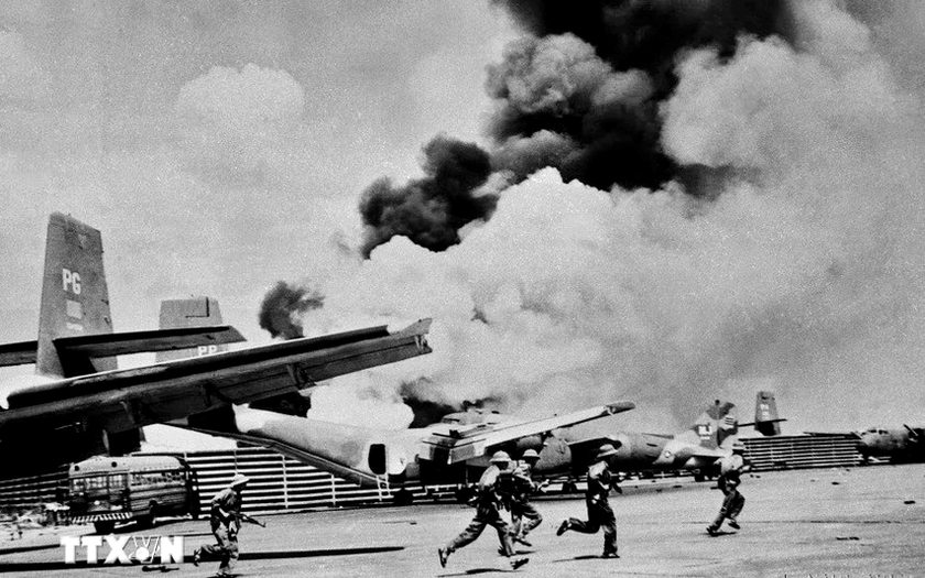 Bộ ảnh tư liệu quý về Chiến dịch Hồ Chí Minh lịch sử- Ảnh 8.