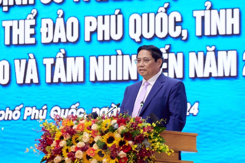 Thủ tướng Phạm Minh Chính khảo sát các dự án tại Thị trấn Hoàng Hôn, Phú Quốc- Ảnh 11.