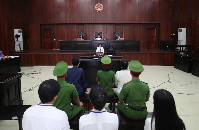 Bà Nguyễn Phương Hằng được giảm án còn 2 năm 9 tháng tù- Ảnh 1.