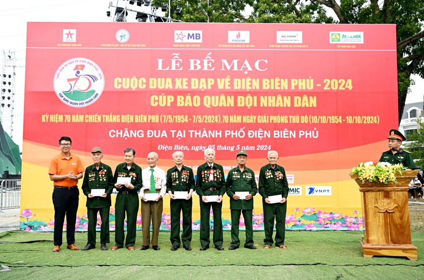 SHB tặng 2 công trình lớp học và hoạt động ý nghĩa tại tỉnh Điện Biên- Ảnh 1.