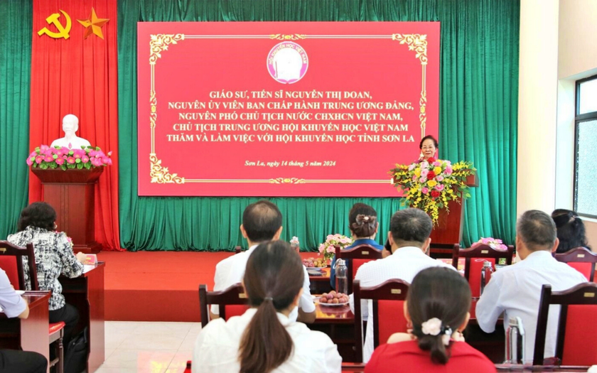 Chủ tịch Hội Khuyến học Việt Nam thăm và làm việc với Hội Khuyến học tỉnh Sơn La- Ảnh 3.
