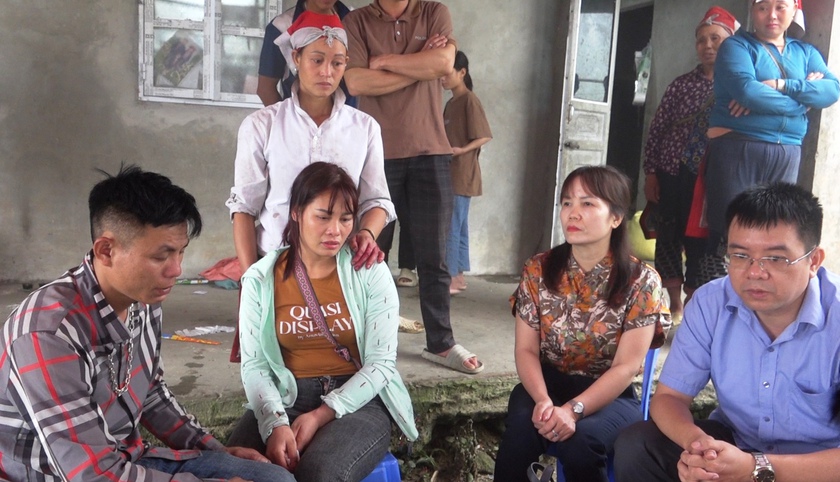 Thăm hỏi, hỗ trợ gia đình 2 học sinh bị đuối nước tại Lào Cai- Ảnh 1.