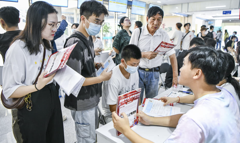 Trung Quốc phát động chiến dịch xúc tiến việc làm sau đại học- Ảnh 1.