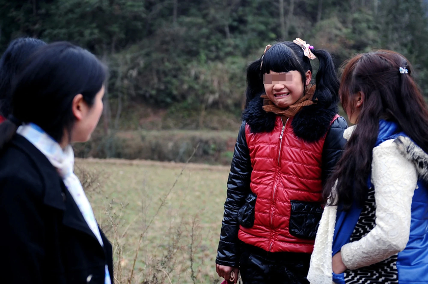 Phong tục "cô dâu nhí" vẫn tồn tại ở một số vùng nông thôn Trung Quốc- Ảnh 2.