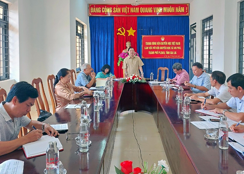 Trung ương Hội Khuyến học Việt Nam hoàn thành công tác kiểm tra tại Gia Lai, Kon Tum- Ảnh 1.